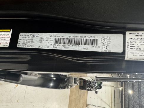 Used 2018 Jeep Wrangler Unlimited Sahara w/ Dual Top Group image 37