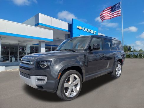 Used 2023 Land Rover Defender 130 First Edition image 8