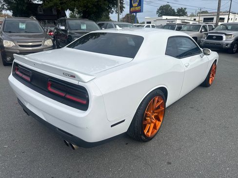 Used 2018 Dodge Challenger SXT Plus image 5