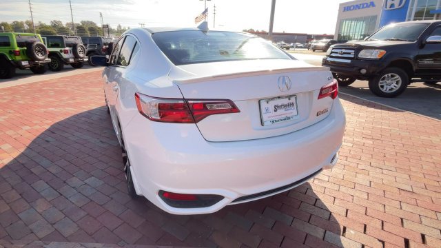Used 2016 Acura ILX FWD image 8