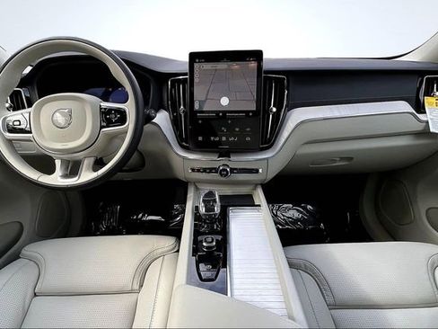 New 2026 Volvo XC60 B5 Ultra w/ Climate Package image 6