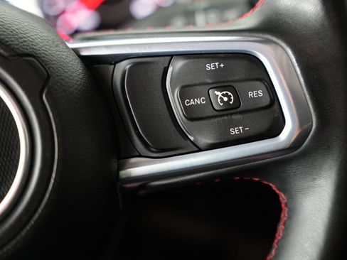 Used 2018 Jeep Wrangler Unlimited Rubicon AWD/4WD image 13