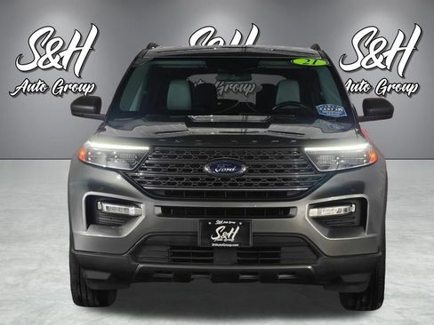 Used 2021 Ford Explorer XLT w/ Equipment Group 202A image 21