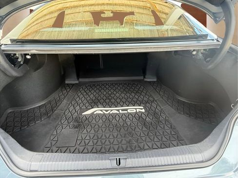 Used 2020 Toyota Avalon Touring w/ Advanced Safety Package image 14