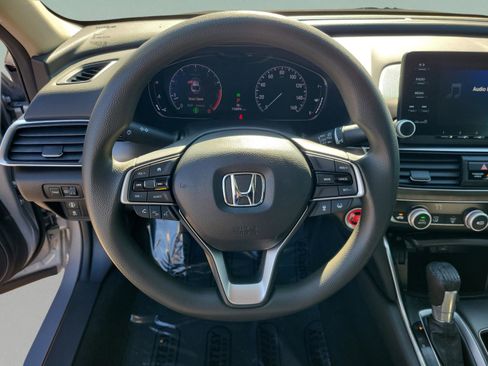 Used 2019 Honda Accord LX image 14