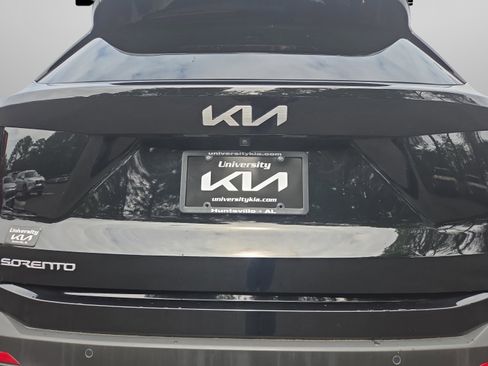 Used 2025 Kia Sorento S w/ Panoramic Sunroof Package FWD image 42