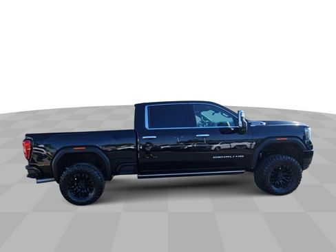 Used 2022 GMC Sierra 2500 Denali w/ Denali Ultimate Package image 3