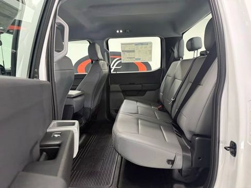 New 2026 Ford F250 4x4 Crew Cab Super Duty image 13