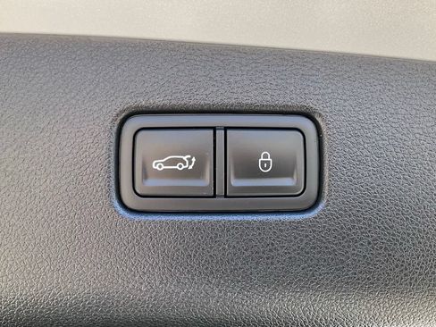 Used 2024 Genesis GV70 2.5T w/ Sport Prestige Package AWD/4WD image 17