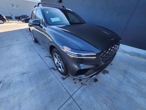 New 2026 Genesis GV70 2.5T Advanced image 3
