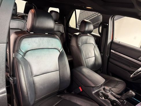 Used 2016 Ford Explorer Sport w/ Equipment Group 401A AWD/4WD image 26