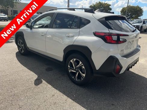 Used 2024 Subaru Crosstrek 2.0i Premium image 17