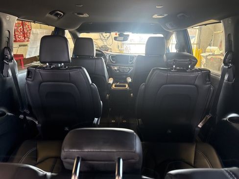 New 2026 Chrysler Pacifica Select image 50