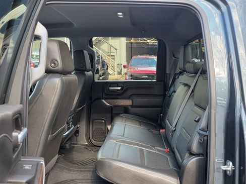 Used 2020 GMC Sierra 3500 Denali image 28