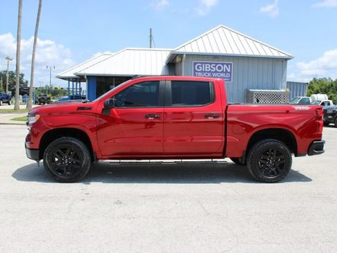 Used 2024 Chevrolet Silverado 1500 LT Trail Boss w/ Convenience Package II AWD/4WD image 6