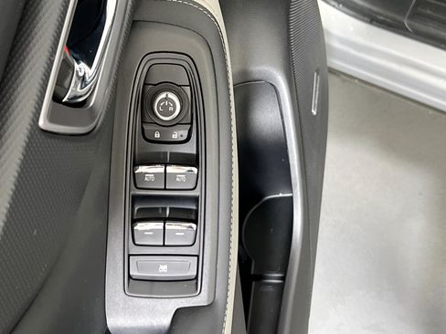 Used 2023 Subaru Forester Limited AWD/4WD image 18