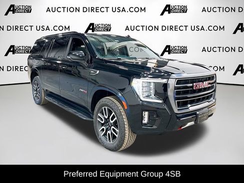 Used 2023 GMC Yukon XL AT4 AWD/4WD image 2