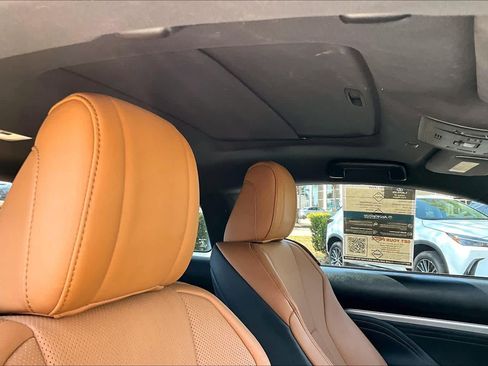 Used 2021 Lexus RC 350 w/ Premium Package RWD image 14