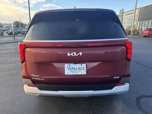 New 2026 Kia Carnival LXS image 5
