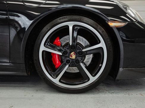 Used 2014 Porsche 911 Carrera 4S image 11