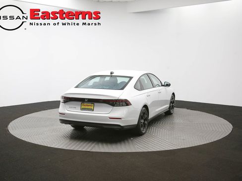 Used 2025 Honda Accord SE image 39
