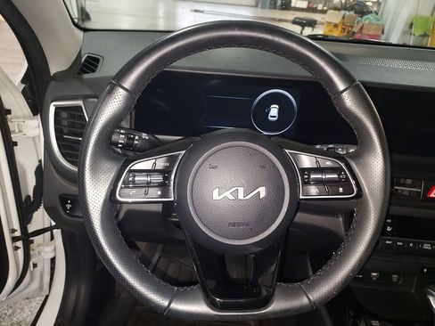 Used 2024 Kia Seltos SX image 20