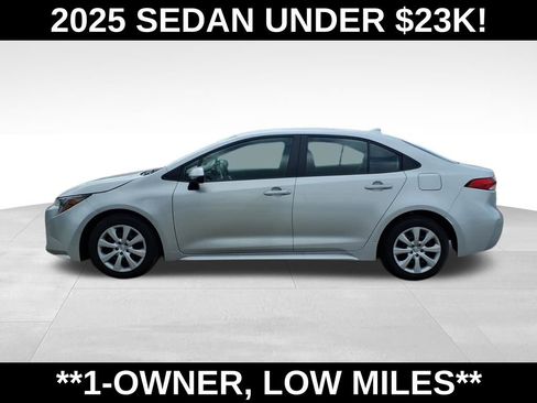 Used 2025 Toyota Corolla LE image 5