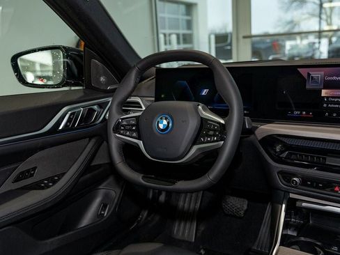New 2026 BMW i4 xDrive40i w/ Premium Package AWD/4WD image 38