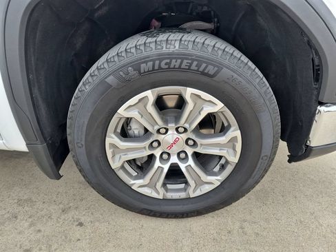 Used 2025 GMC Sierra 1500 SLT RWD image 10