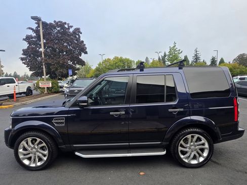 Used 2016 Land Rover LR4 HSE Silver Edition image 2