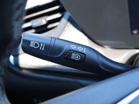 Used 2025 Buick Encore GX Preferred FWD image 21