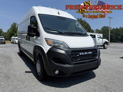 New 2024 RAM ProMaster 2500 w/ Convenience Group