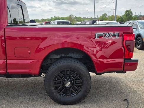 Used 2021 Ford F250 Lariat image 9