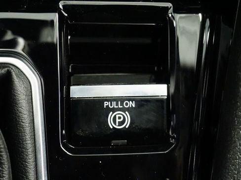 New 2026 Jeep Compass Limited image 36