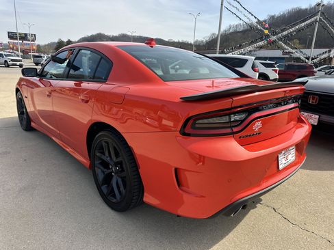 Used 2023 Dodge Charger R/T w/ Plus Group image 5