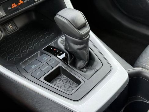 Used 2025 Toyota RAV4 XLE w/ Weather Package image 19