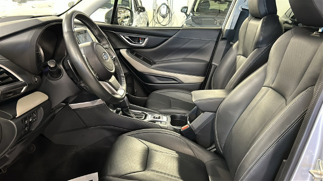 Certified 2022 Subaru Forester Limited AWD/4WD image 10