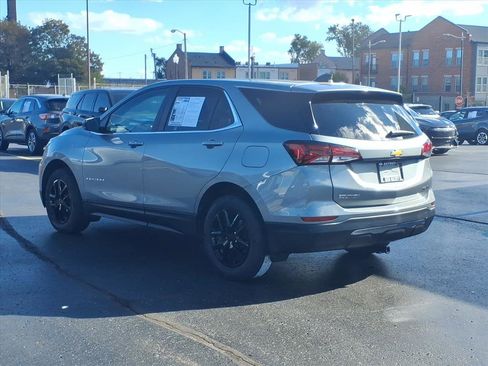 Used 2023 Chevrolet Equinox LT w/ LPO, Floor Liner Package image 6