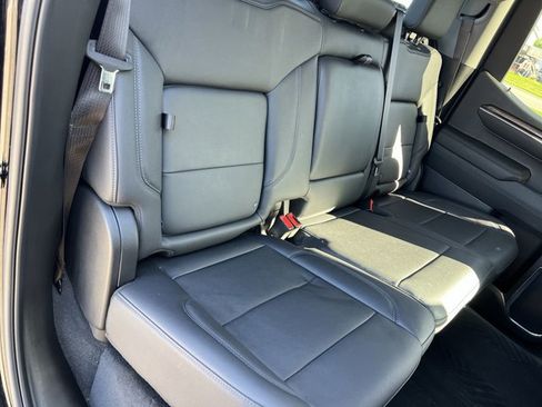 Used 2025 Chevrolet Silverado 1500 LT Trail Boss w/ LT Trail Boss Premium Package AWD/4WD image 28