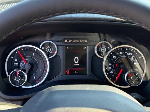 New 2027 RAM 2500 Big Horn AWD/4WD image 18