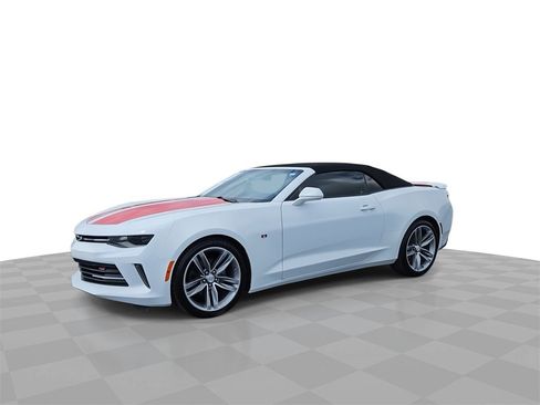 Used 2017 Chevrolet Camaro LT image 4