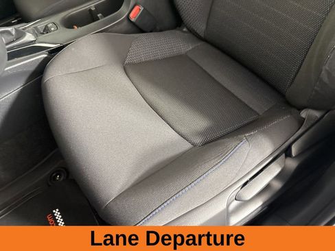 Used 2024 Toyota Corolla Cross AWD Hybrid w/ Moonroof Package image 12