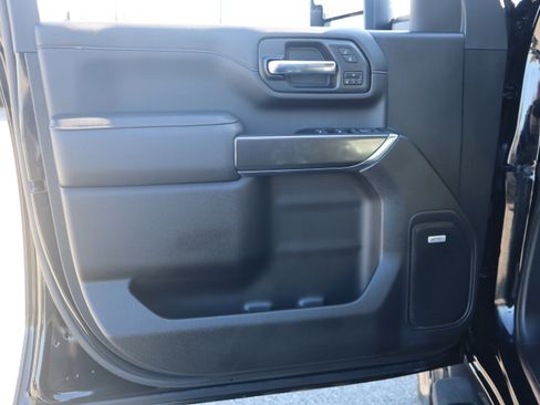 Used 2022 GMC Sierra 2500 AT4 w/ AT4 Premium Plus Package image 31