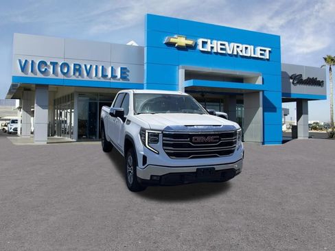 Used 2025 GMC Sierra 1500 SLT AWD/4WD image 3