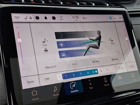 Used 2024 Jeep Grand Cherokee Limited 4xe image 16