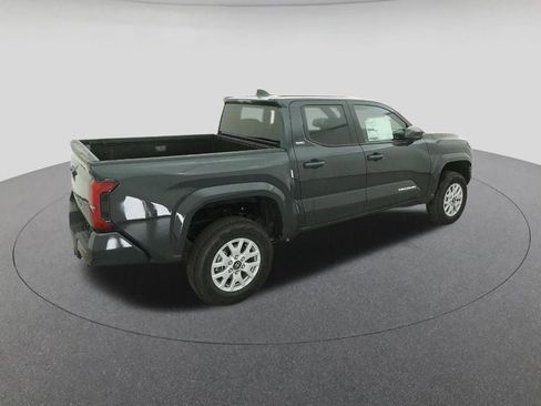 New 2025 Toyota Tacoma SR5 image 9