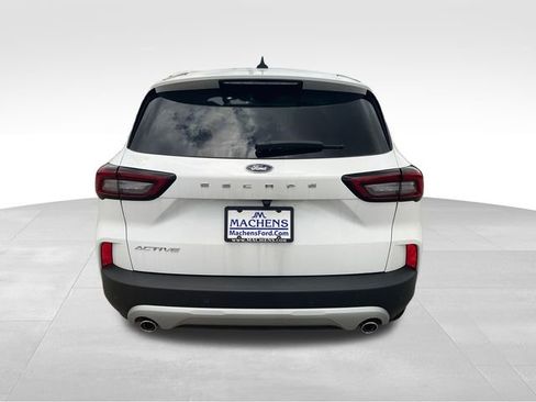 Used 2025 Ford Escape Active w/ Cold Weather Package FWD image 5