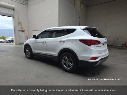Used 2018 Hyundai Santa Fe Sport FWD image 8