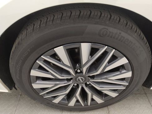 Used 2024 Nissan Altima 2.5 SV image 31