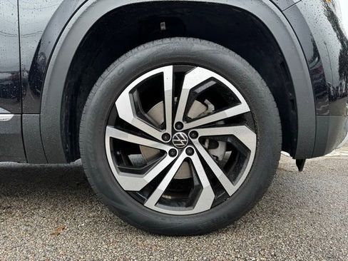 Used 2022 Volkswagen Atlas SEL AWD/4WD image 9
